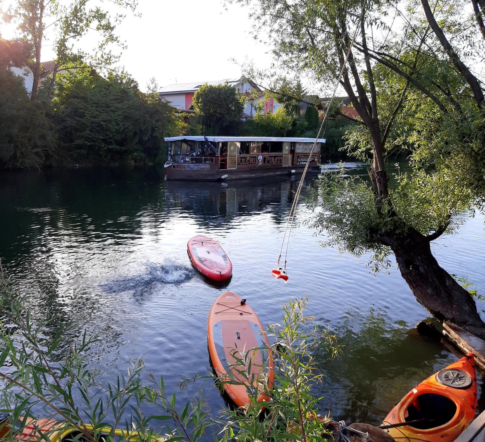 River Houses Ljubljanica 卢布尔雅那 外观 照片